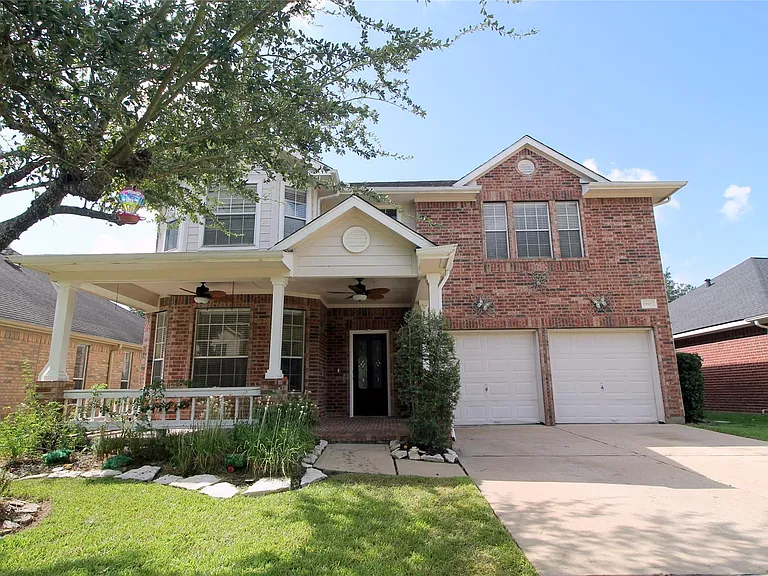 19927 Black Canyon Dr — Photo 36