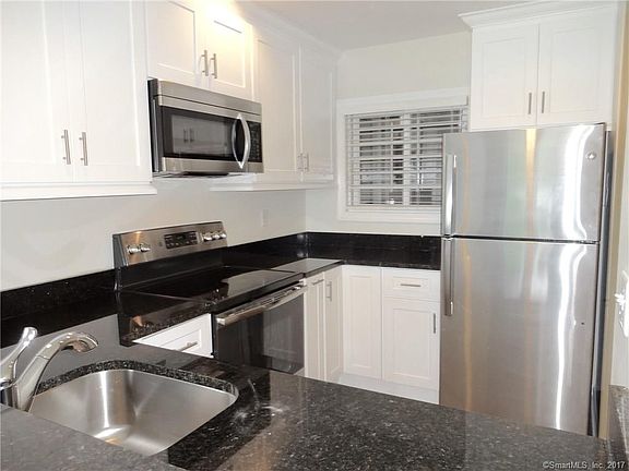 5th image of 2660 North Ave #220
