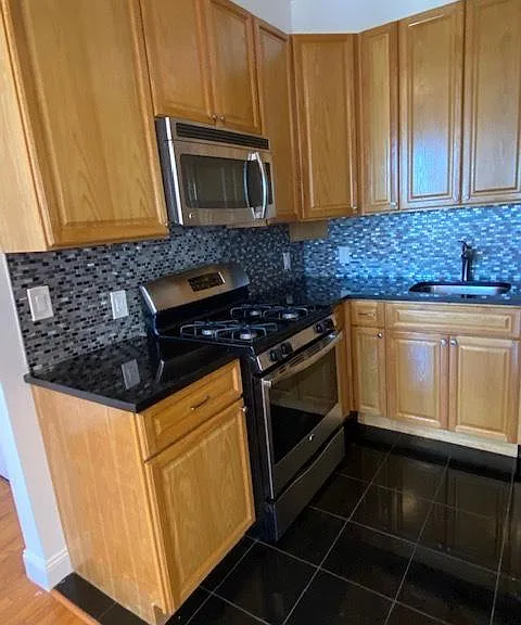 5940 Myrtle Ave #3 — Photo 9