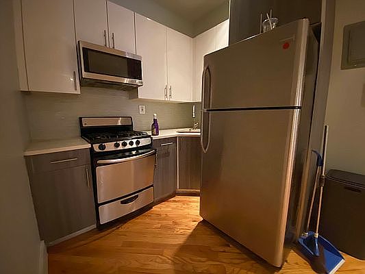 4th image of 288 Stockholm St #1B