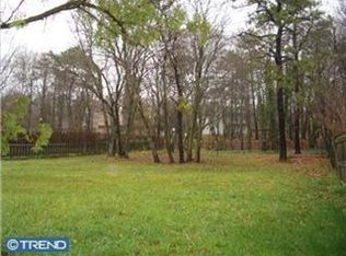 60 Eastmont Ln, Sicklerville, NJ 08081