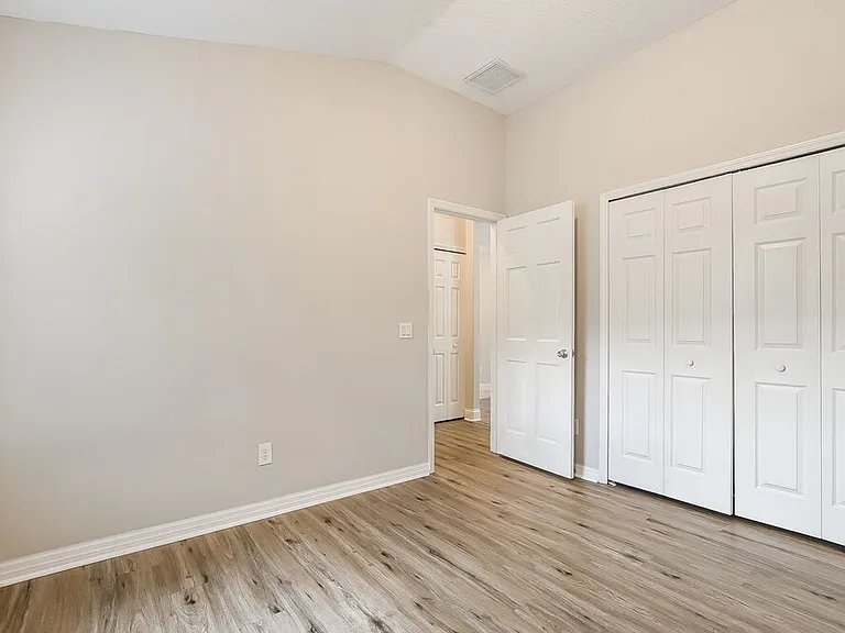 348 Ashton Woods Ln — Photo 13