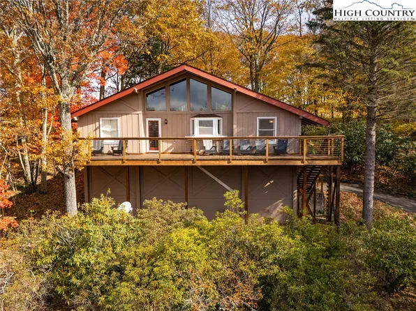 501 Saint Andrews Road, Beech Mountain, NC 28604