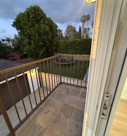 15147 Otsego St — Photo 10