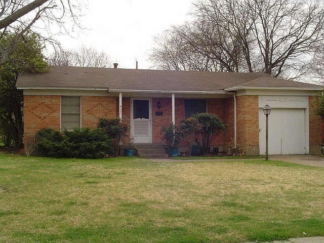 1st image of 437 Marilu St