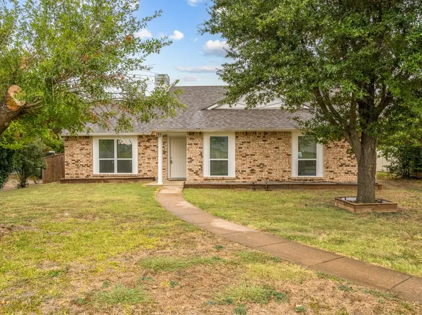 901 Bois D Arc Ct, Garland, TX 75042