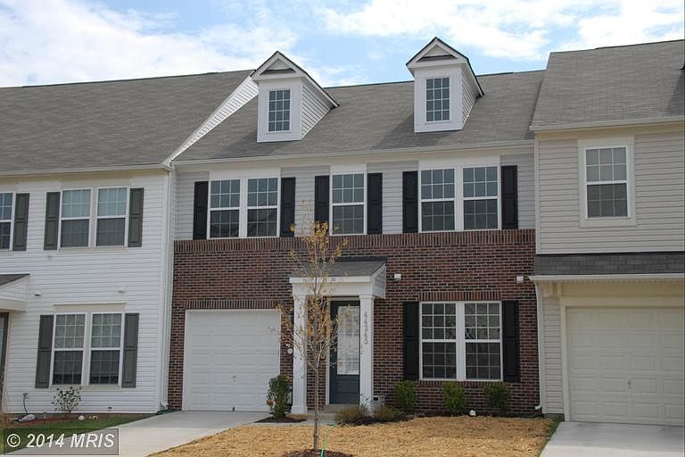 1st image of 44245 Beaver Creek Dr