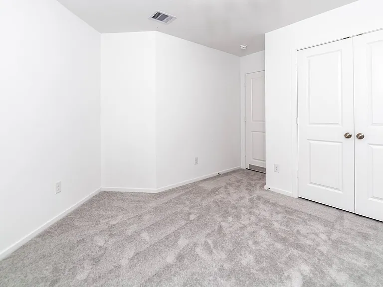 1634 Blue Cypress Dr — Photo 17
