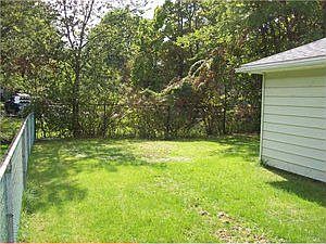 5th image of 8817 Pear Ave