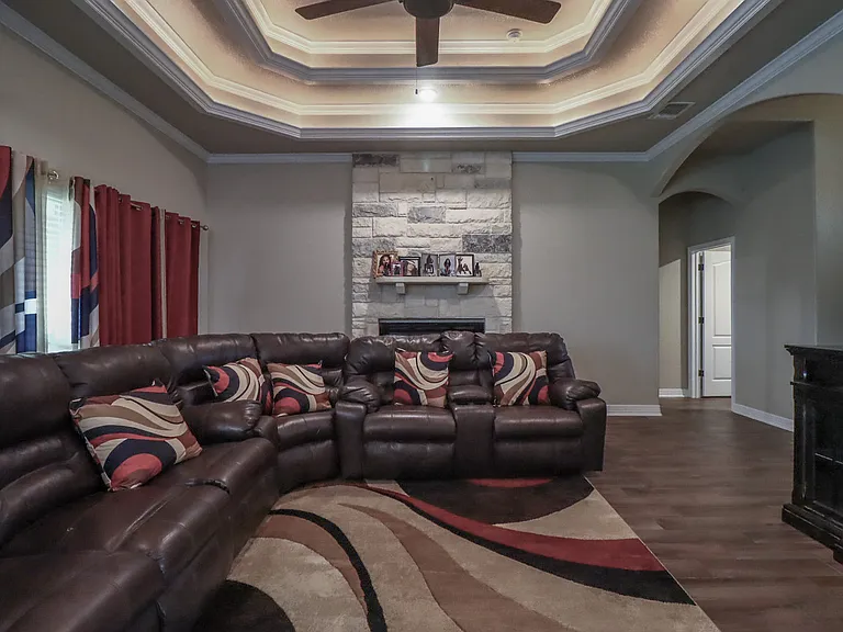 8107 Preston Hollow Dr — Photo 7