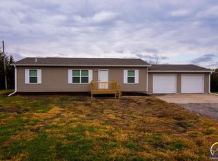 9245 NW Wilson Rd, Topeka, KS 66618