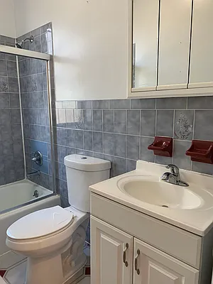 Rented by H L Dynasty Real Estate Corp | media 19