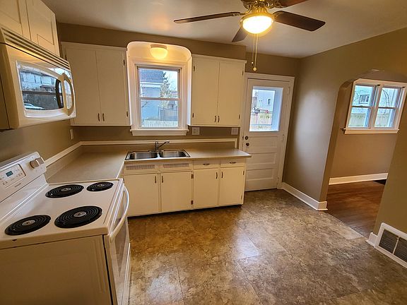 5th image of 308 N 1st St #1