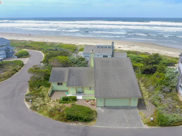 88878 Shoreline Dr, Florence, OR 97439