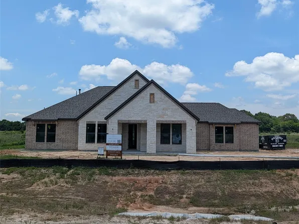 301 Seguin Dr, New Waverly, TX 77358