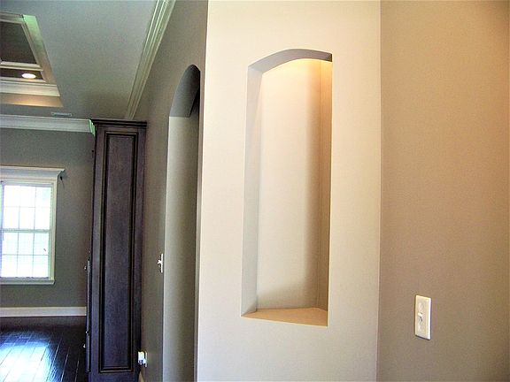 2nd image of 4604 Amelia Cir