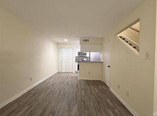 2100 Wilcrest Dr APT 107, Houston, TX 77042