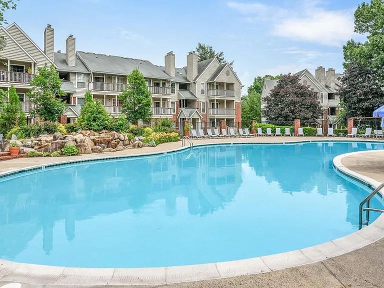 3920 Penderview Dr #303 — Photo 1