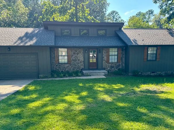 208 Seville Ln