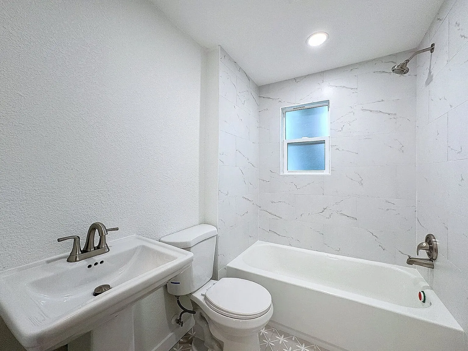 2 bed, 2.0 bath, 1128 sqft, $3,200 — Photo 4