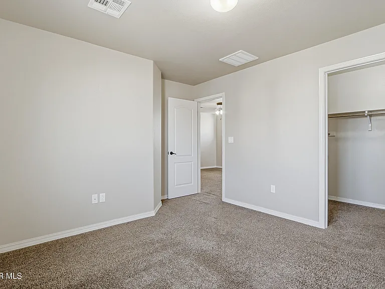14844 Sunny Land Ave — Photo 36