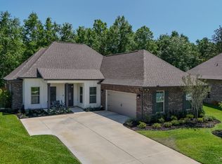 125 Flora Ln, Freeport, FL 32439