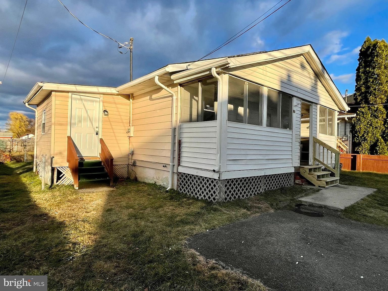 281 Woodbury Ave, Martinsburg, WV 25404 Zillow