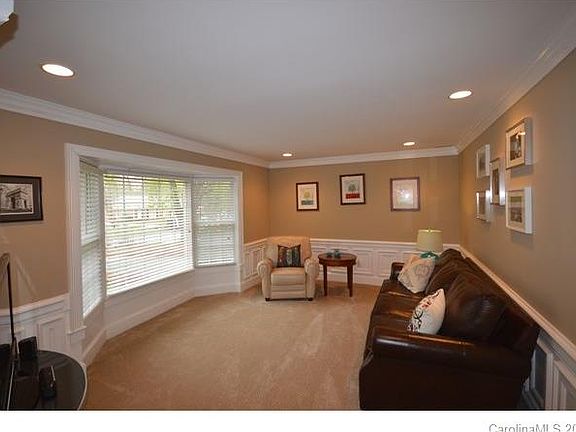 3rd image of 6023 Donegal Dr