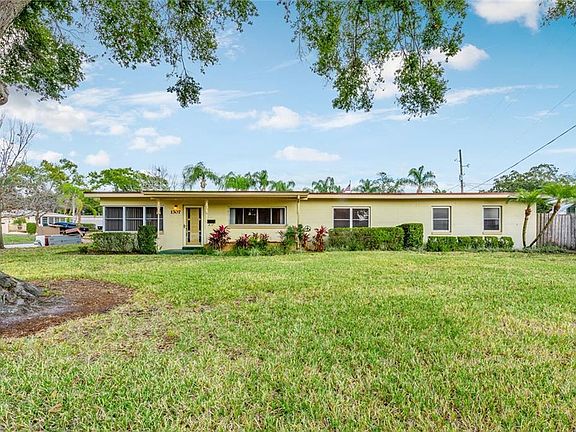 5th image of 1307 Tanager Dr