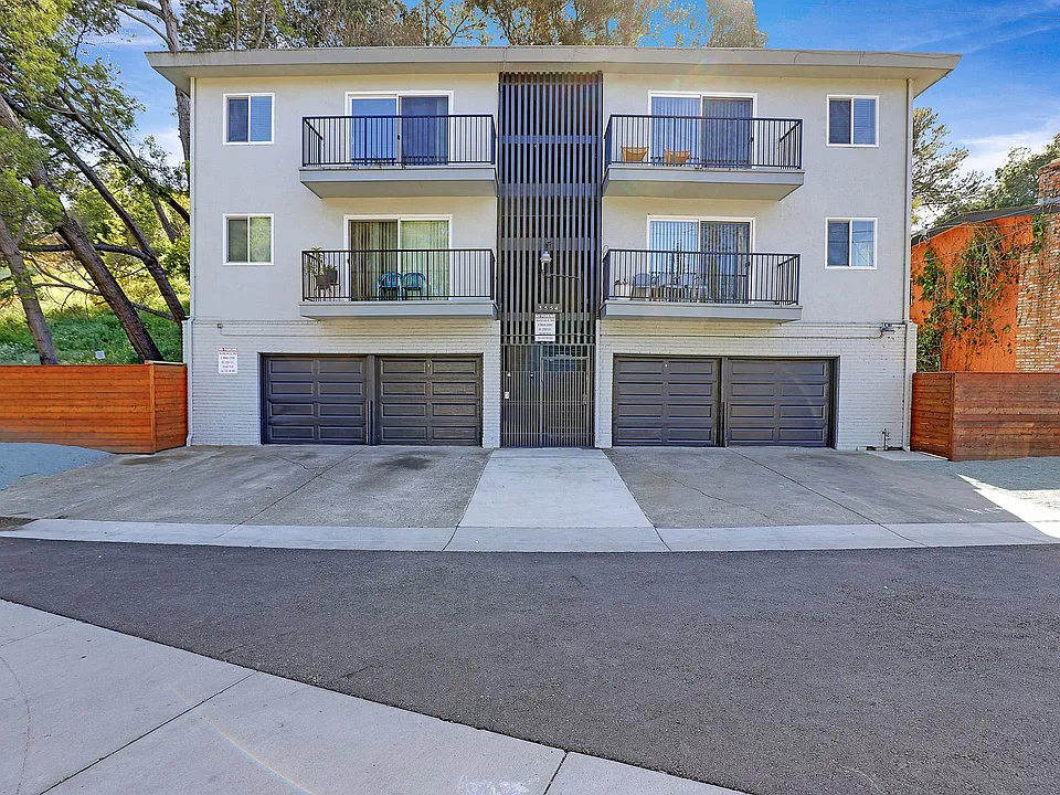 Oakland - 3554 Pierson Street