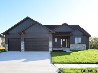 4545 S 203rd St, Elkhorn, NE 68022