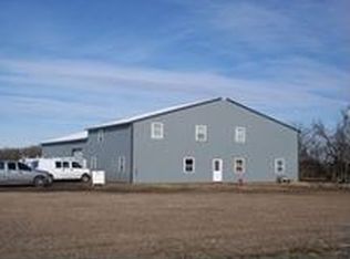 1444 Navajo Rd, McPherson, KS 67460