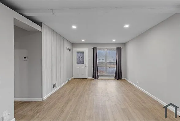2054 Kappel Dr — Photo 6