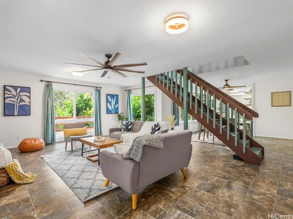 2692 Puninoni Pl, Wahiawa, HI 96786