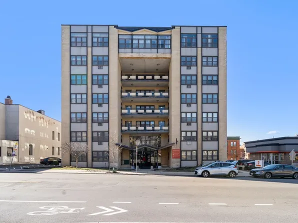 340 Main St APT 412, Melrose, MA 02176