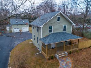 205 Maple Hill Rd, Huntington, NY 11743