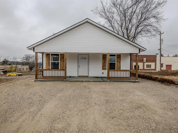 107 S Main St, Conway, MO 65632