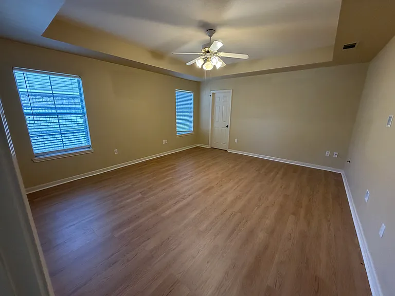 18504 Perkins Oak Rd — Photo 6