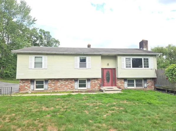 1425 State Route 32, Wallkill, NY 12589