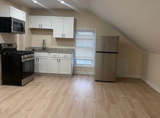788 Dwelly St APT 3W, Fall River, MA 02724