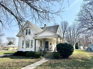 215 Plummer Ave, Chadwick, IL 61014