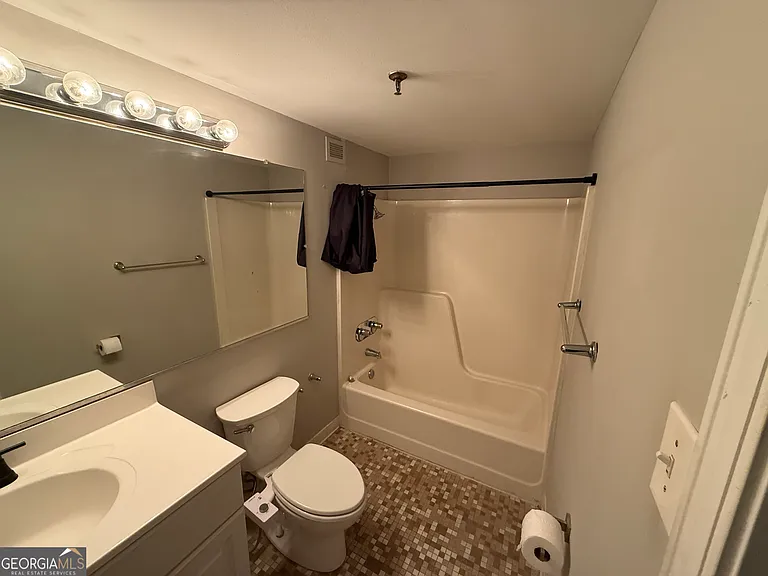 375 Ralph McGill Blvd NE #1305 — Photo 7