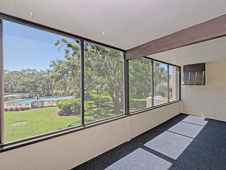 144 Pinehurst Dr — Photo 20