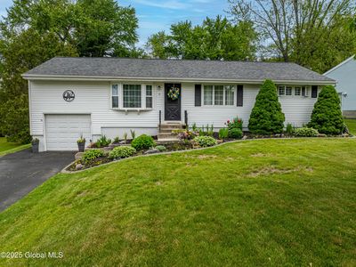 5 Colleen Drive, Loudonville, NY, 12211