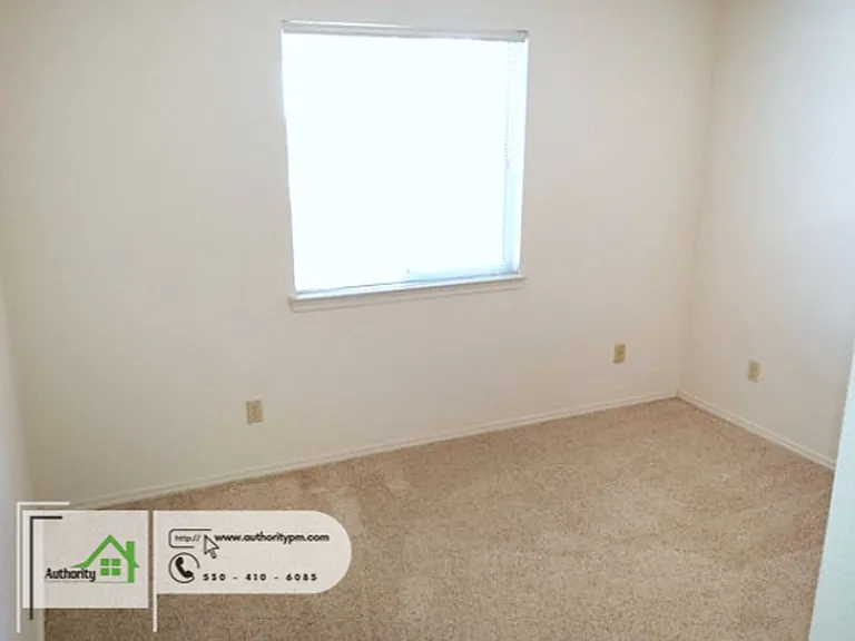 3323 Forest Homes Dr — Photo 14