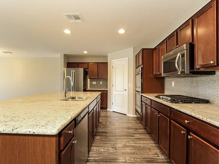 7529 W Saint Kateri Dr — Photo 5