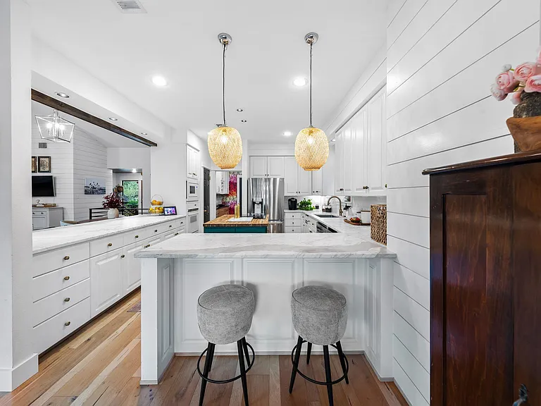 202 Top O The Lake Dr — Photo 11