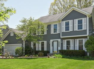 248 S Old Creek Rd, Vernon Hills, IL 60061