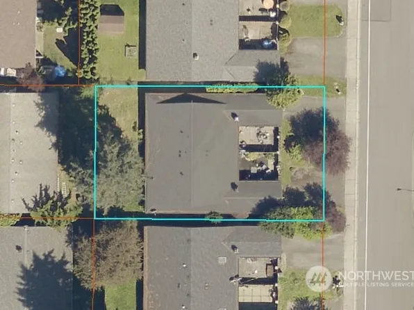 827 143rd Avenue SE, Bellevue, WA 98007