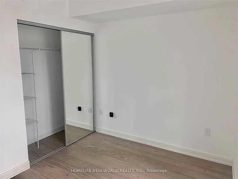 11 Wellesley St W #906 — Photo 8